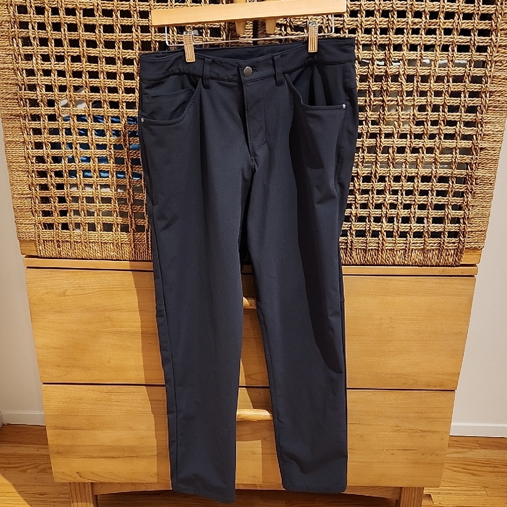 Lululemon men's grey pants size 31